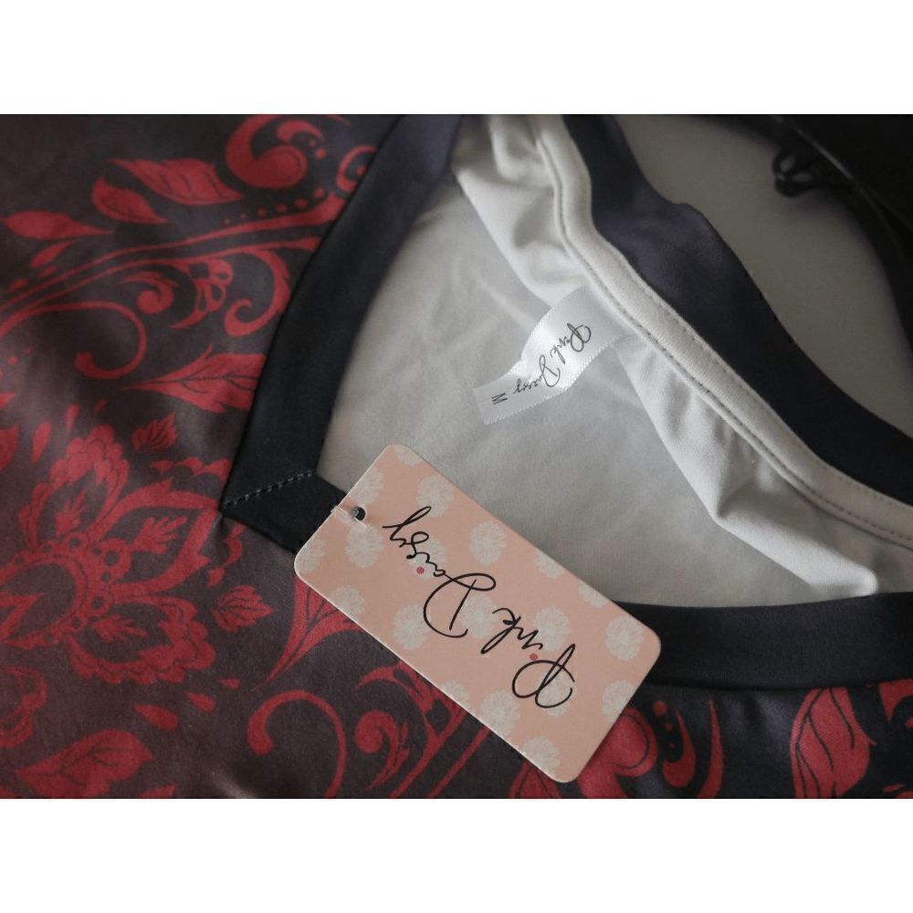 Brown & Black Abstract Short-Sleeve V-Neck Top - Picture 5 of 7